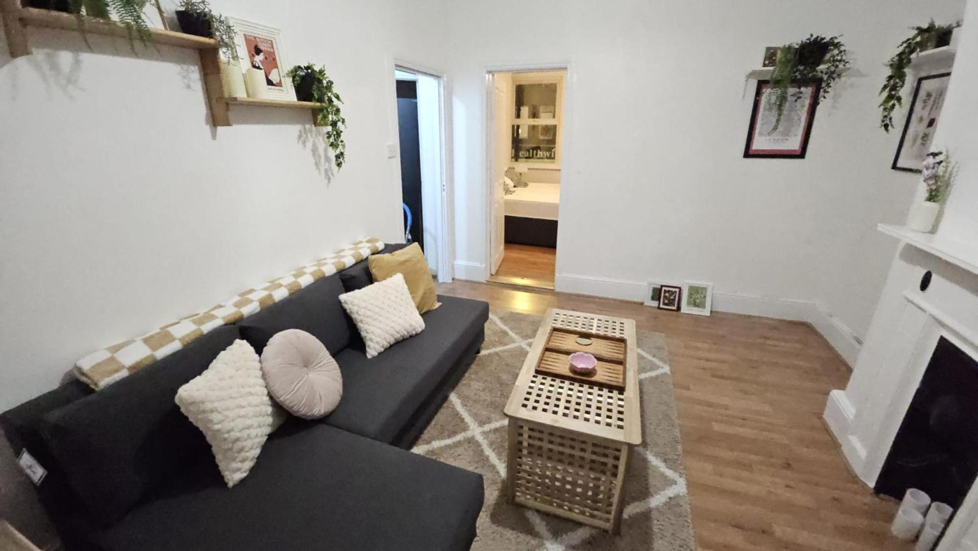 Appartamento Central 3br Flat Walk To Angel & City Centre Londra