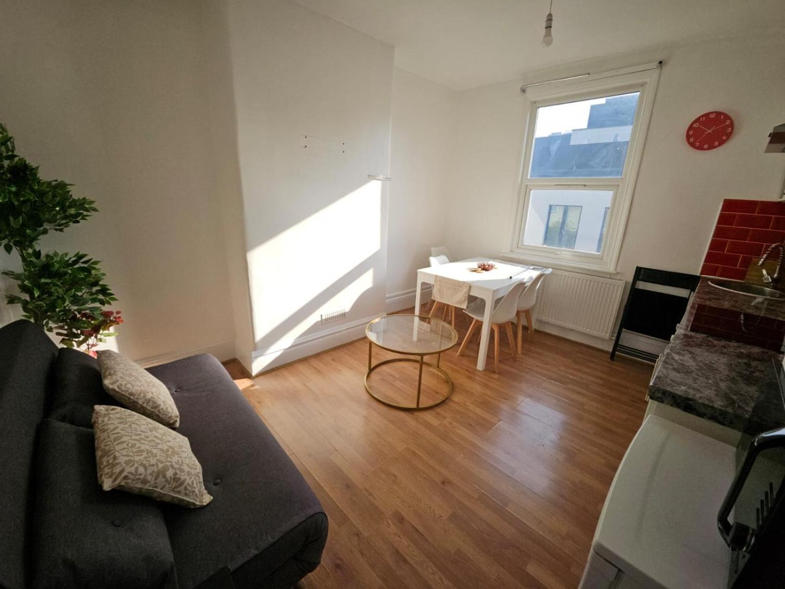 Central 3br Flat Walk To Angel & City Centre *